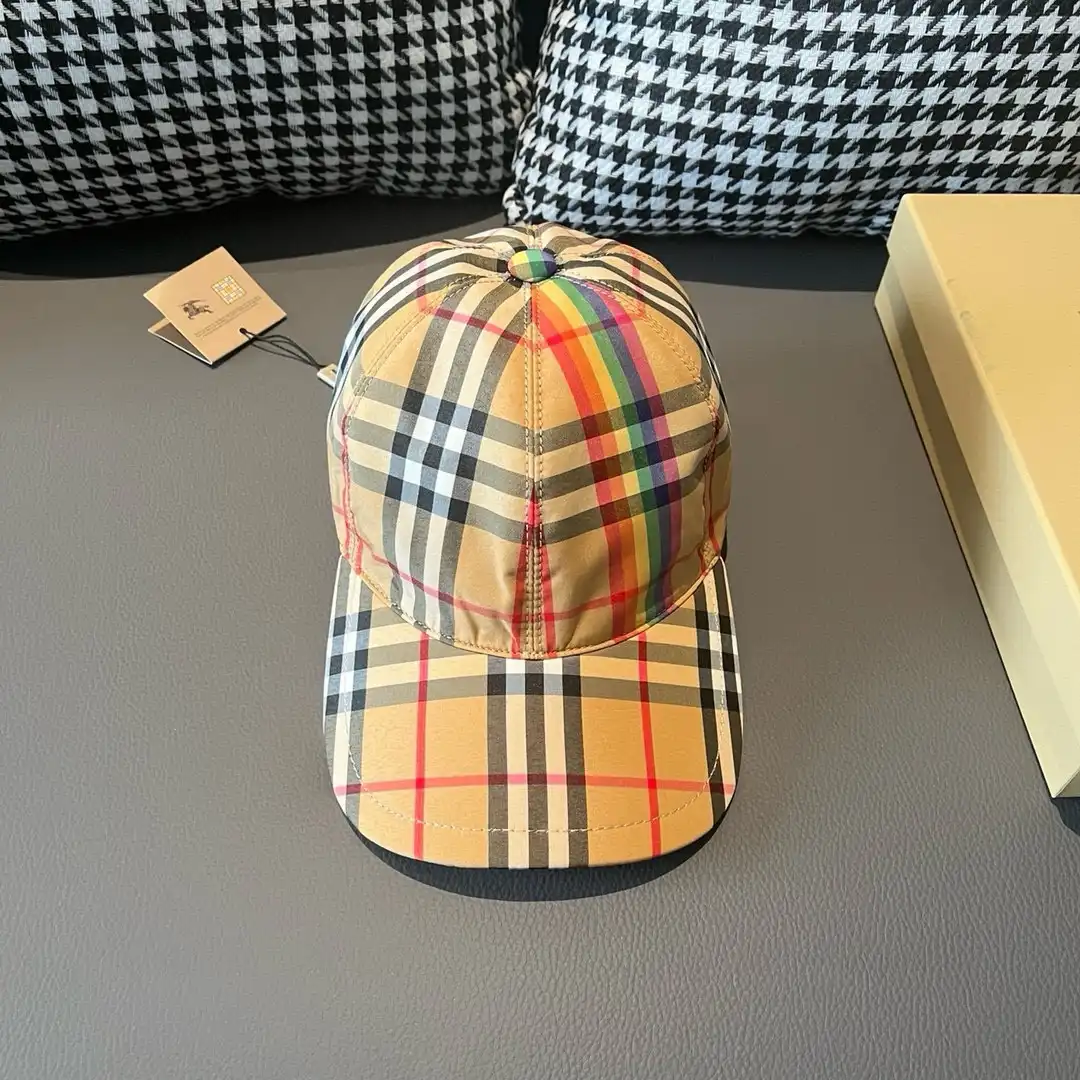 Burberry HAT