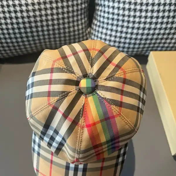 Burberry HAT