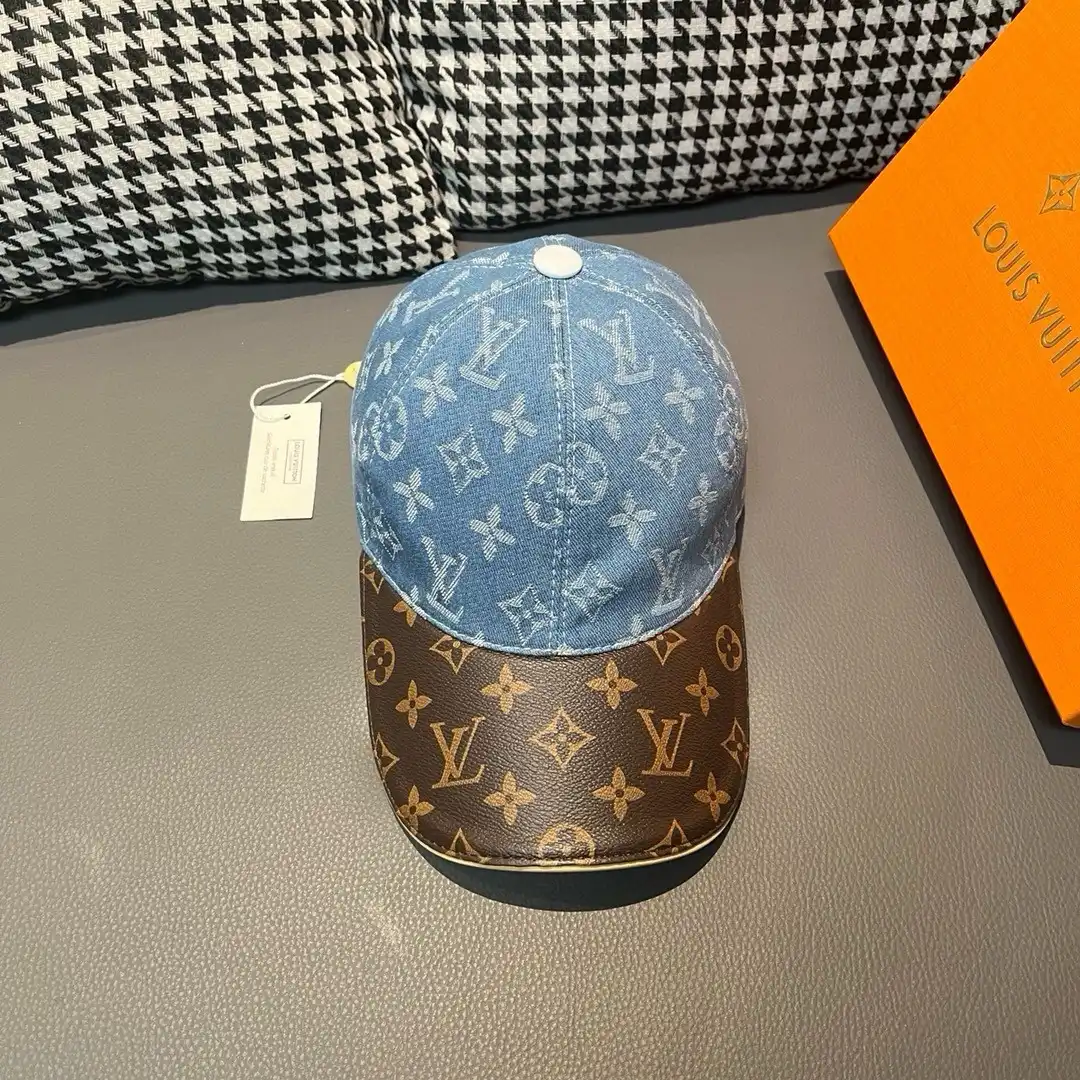 First Bag Ru LOUIS VUITTON HAT