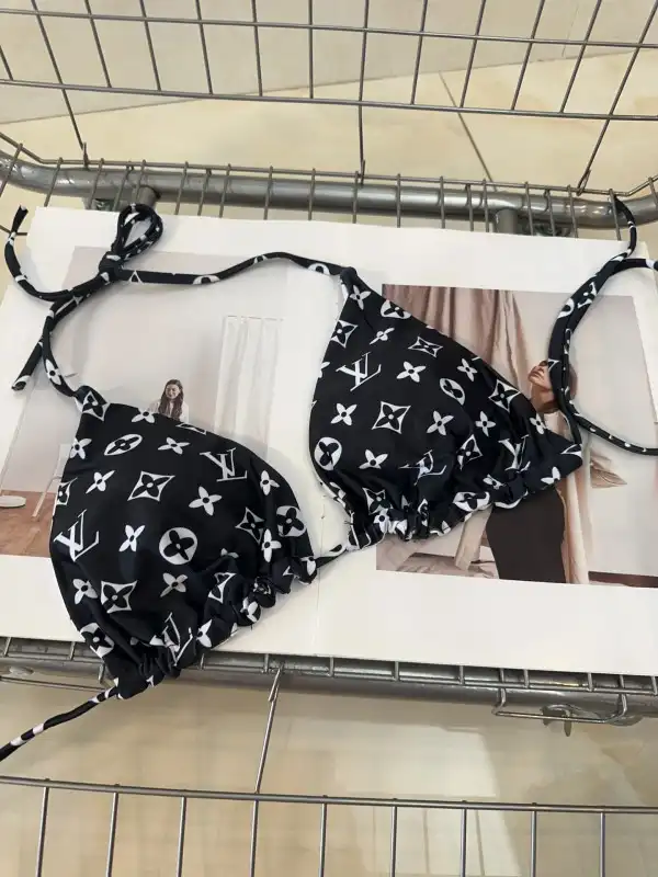 Bagsoffer LOUIS VUITTON Swimsuit