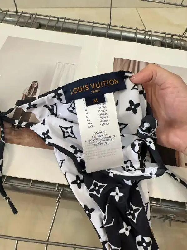 Bagsoffer LOUIS VUITTON Swimsuit