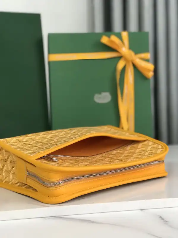 Goyard Jouvence Toiletry Bag MM