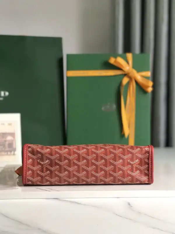 First bag ru Goyard Jouvence Toiletry Bag MM