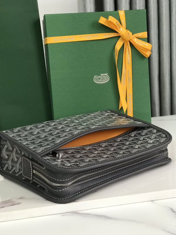 HOT SALE Goyard Jouvence Toiletry Bag MM