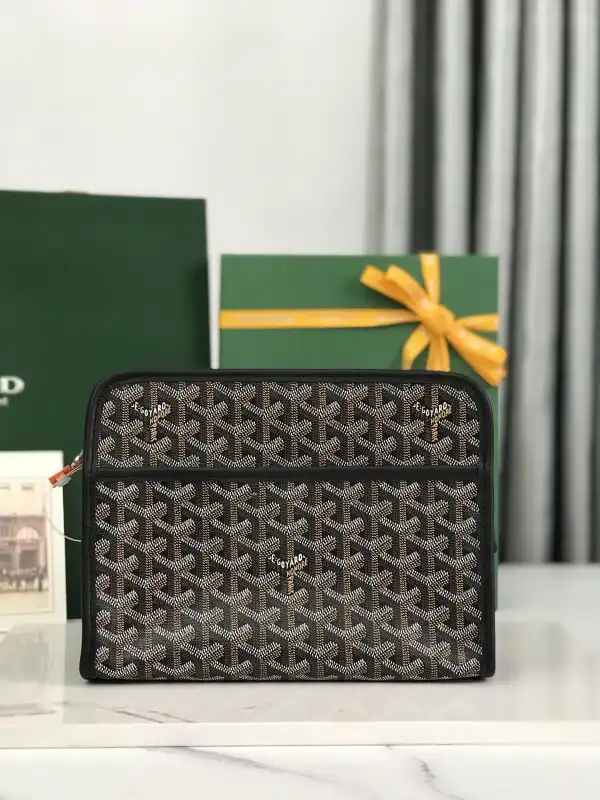 Goyard Jouvence Toiletry Bag MM