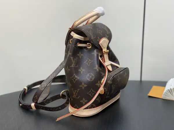 First bag ru LOUIS VUITTON MONTSOURIS-24*25*12CM