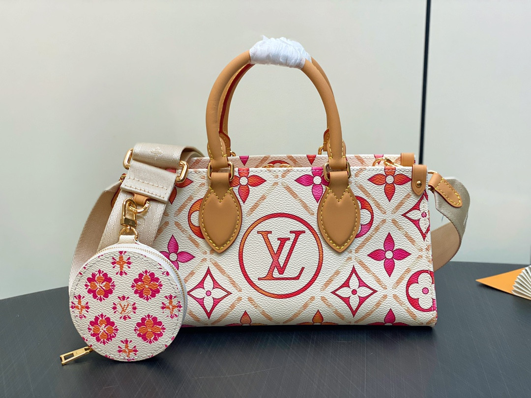 HOT SALE LOUIS VUITTON ONTHEGO East West