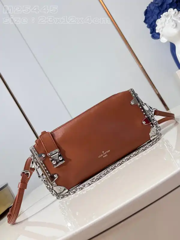 First bag ru Louis Vuitton Slim Trunk-23*12*4CM