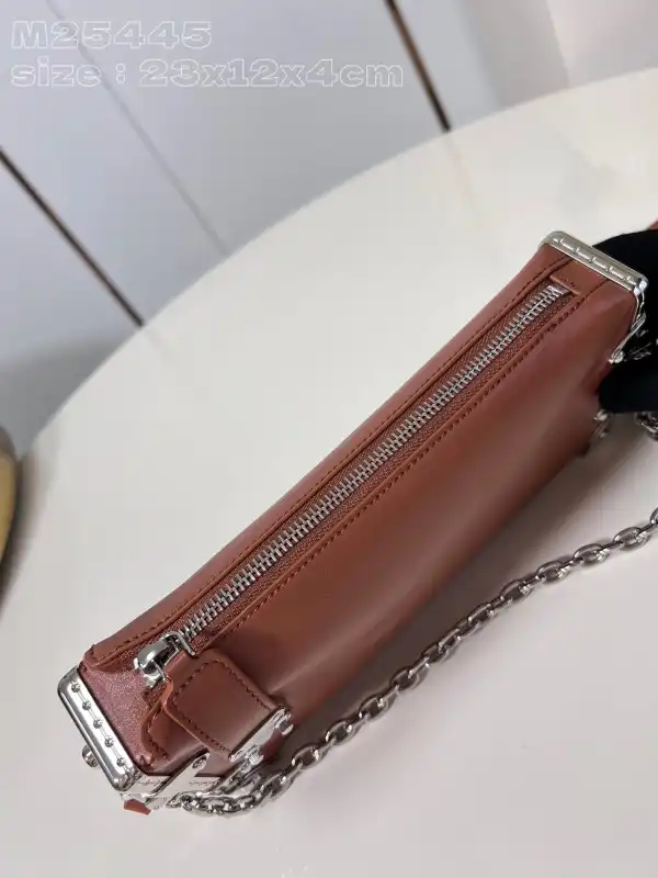 Louis Vuitton Slim Trunk-23*12*4CM