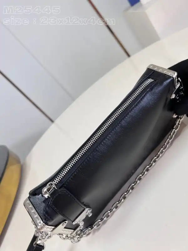 Aaa replica ru Louis Vuitton Slim Trunk-23*12*4CM