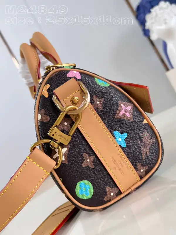 Frstbag ru LOUIS VUITTON KEEPALL BANDOULIÈRE 25