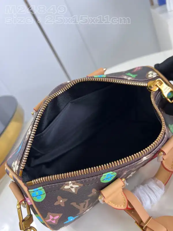 Frstbag ru LOUIS VUITTON KEEPALL BANDOULIÈRE 25