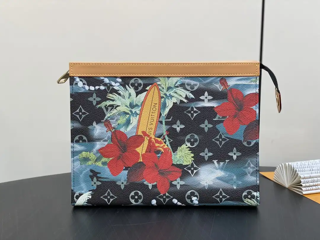 Affordable LOUIS VUITTON POCHETTE VOYAGE-27*21*6CM