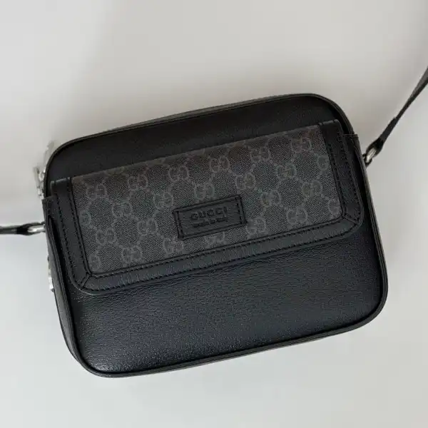 First Bag Ru GUCCI SMALL GG CROSSBODY BAG WITH TAG