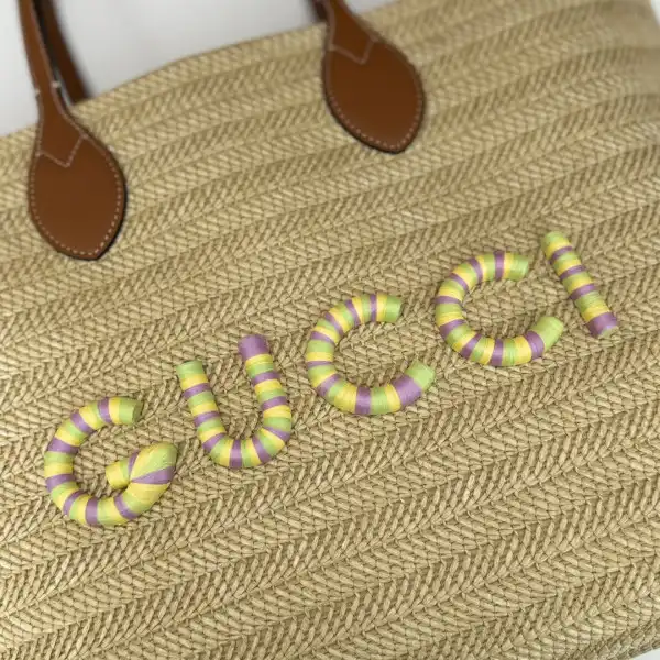 GUCCI MEDIUM STRAW-EFFECT TOTE