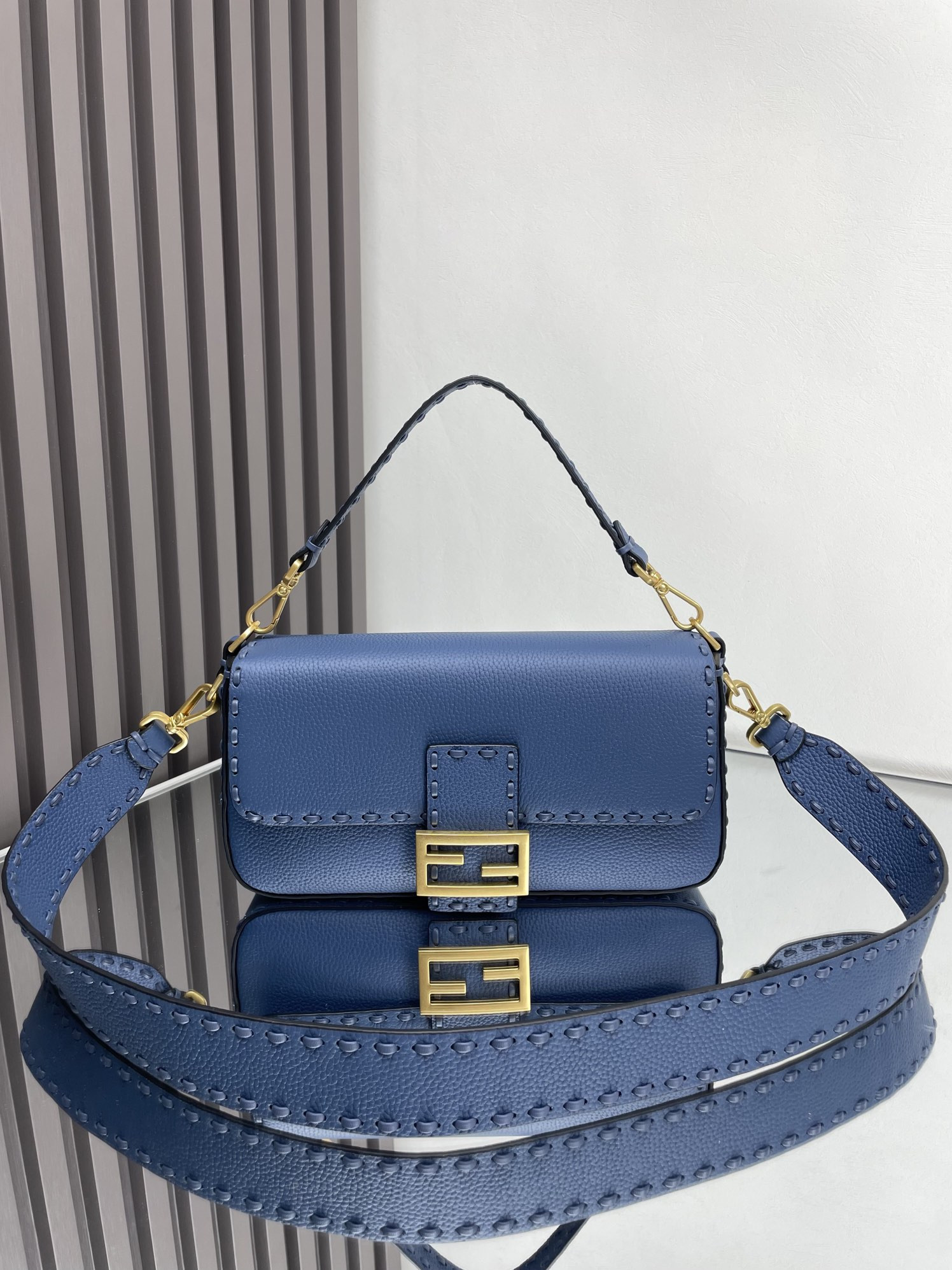 HOT SALE FENDI BAGUETTE-26*13*6CM