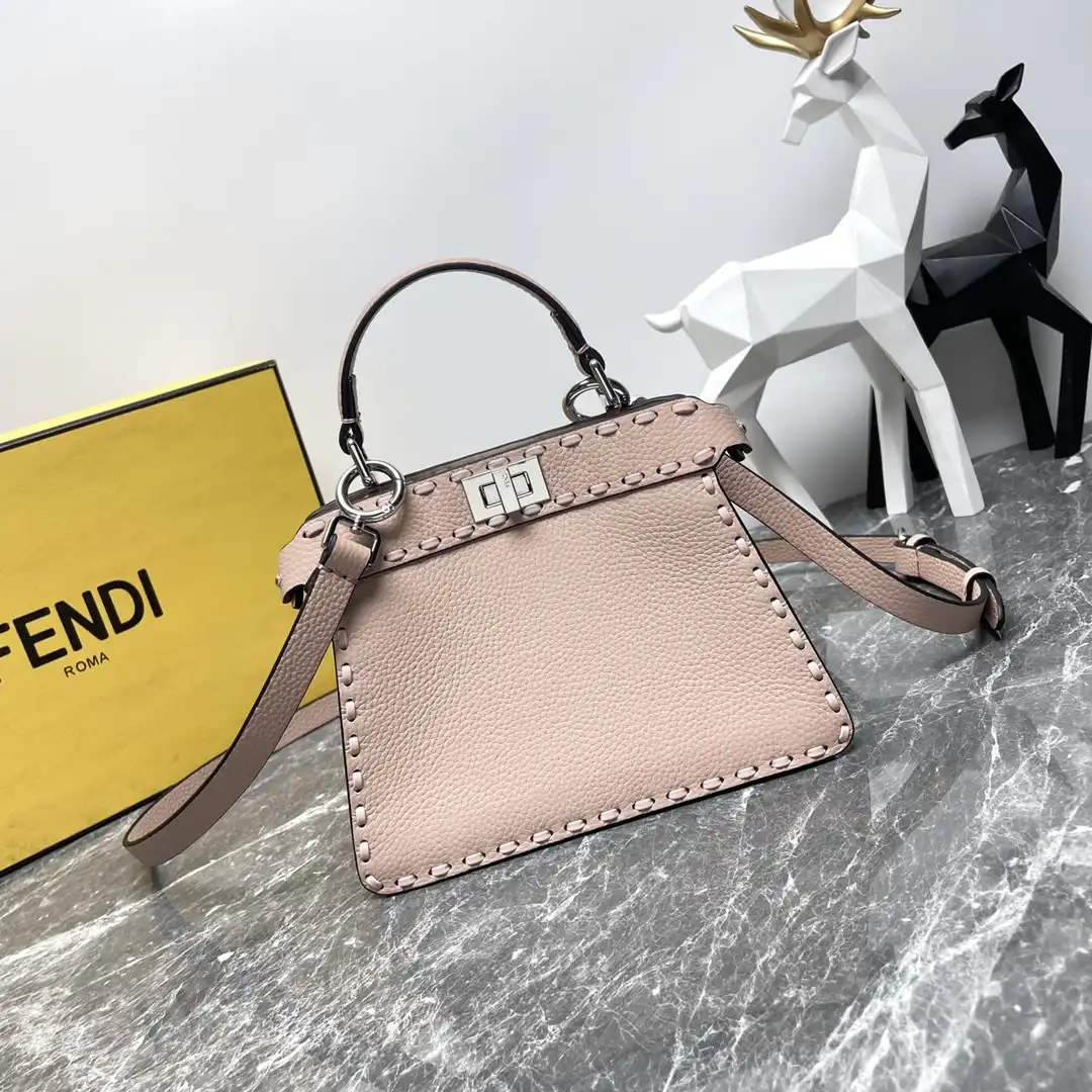 Fendi Peekaboo ISeeU Petite-20x11x15cm