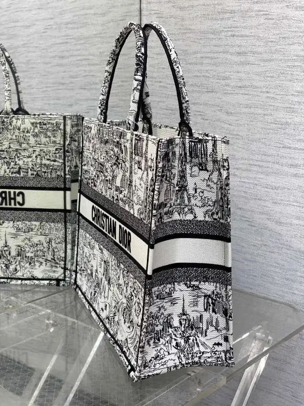 Large Diro Book Tote-42*35*18.5cm