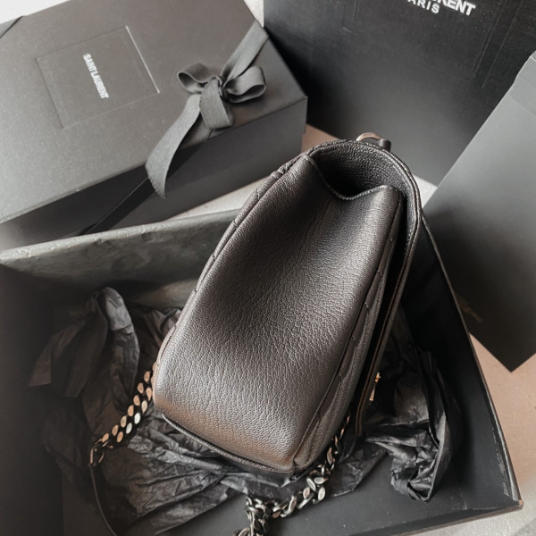 HOT SALE YSL Medium leather shoulder bag-24*17*6.5cm