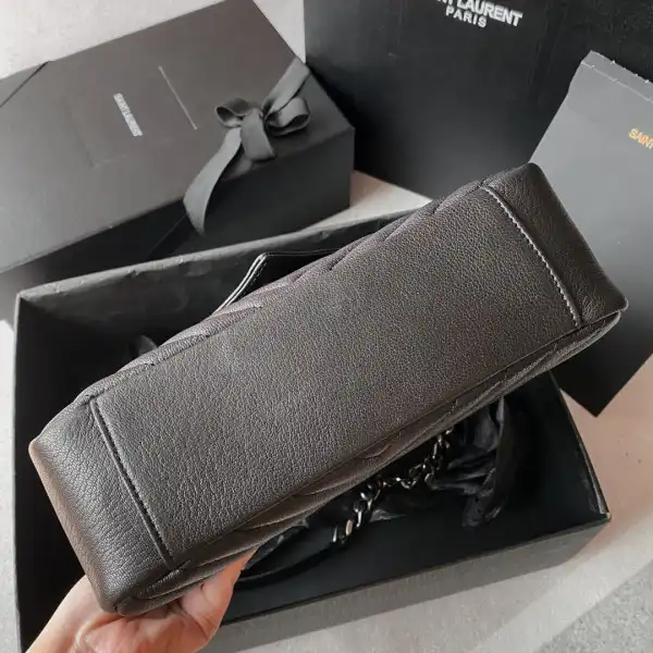 YSL Medium leather shoulder bag-24*17*6.5cm