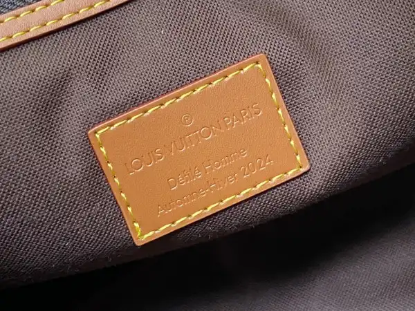 LOUIS VUITTON KEEPALL BANDOULIÈRE 50