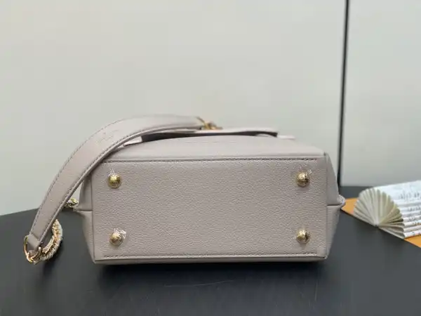 Rep LOUIS VUITTON Lockme Ever-23*17*10CM