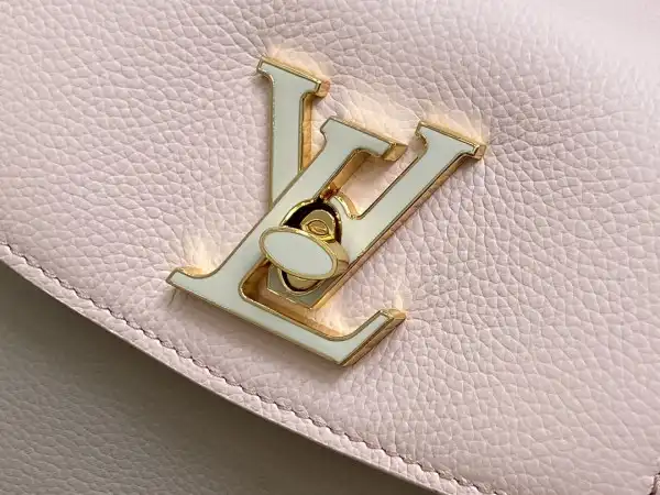 Rep LOUIS VUITTON Lockme Ever-23*17*10CM