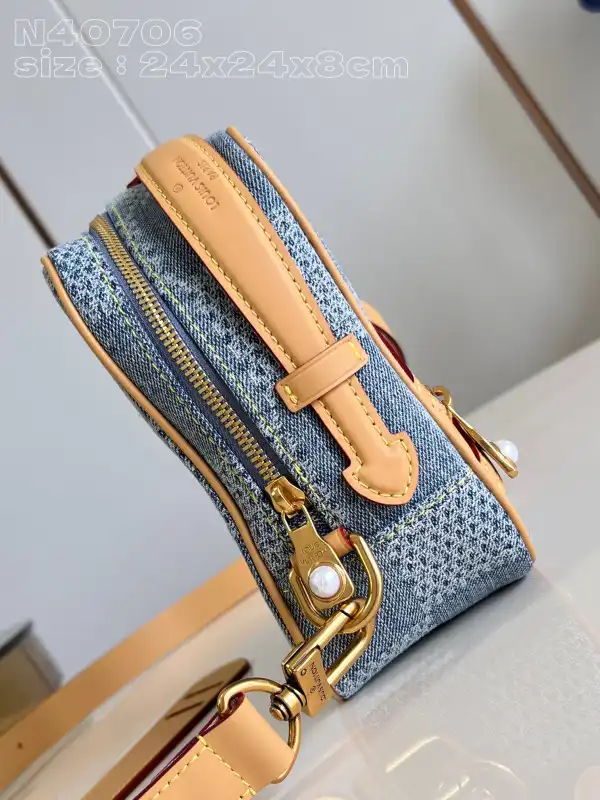 Frstbag ru LOUIS VUITTON Chess Messenger-24*24*8CM