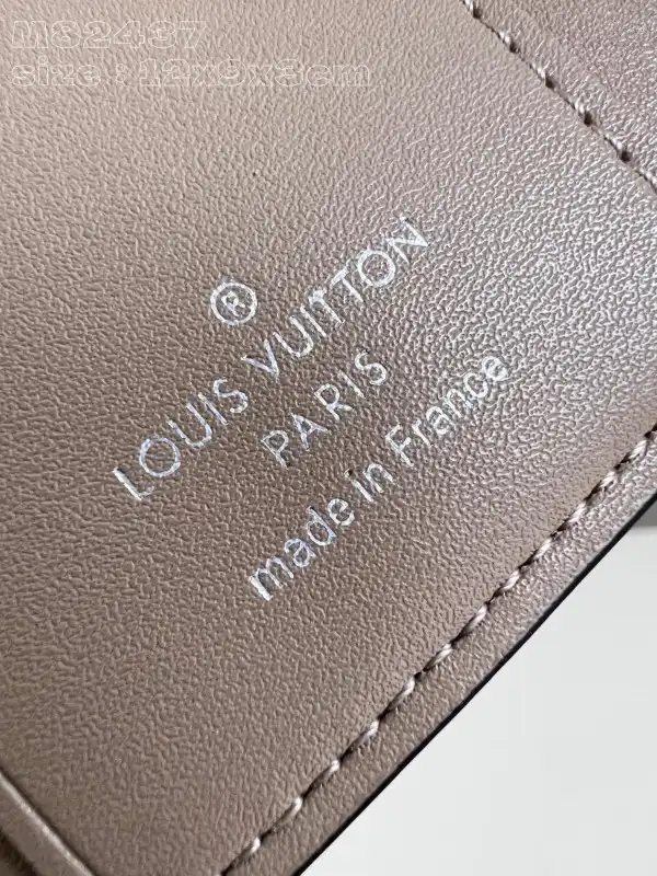 First bag ru LOUIS VUITTON Iris XS Wallet-12*9.5*3CM