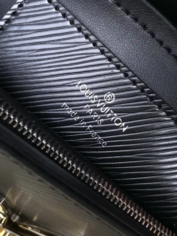 Aaa replica bags LOUIS VUITTON TWIST MM-23*17*9.5CM