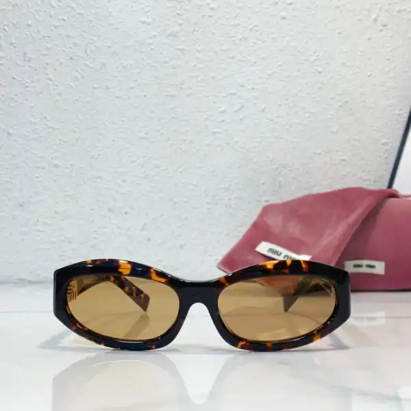 MIU MIU sunglasses