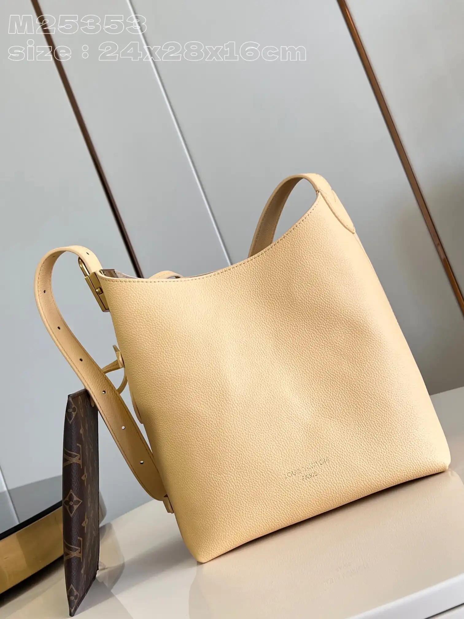 First bag ru LOUIS VUITTON Low Key Hobo Jh-24*28*16CM