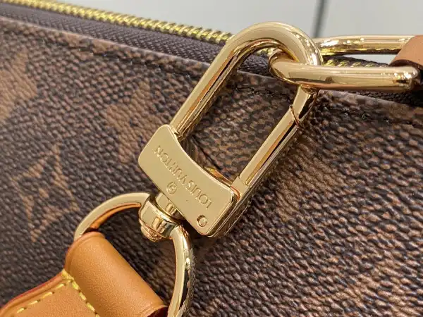 LOUIS VUITTON MULTI POCHETTE ACCESSOIRES