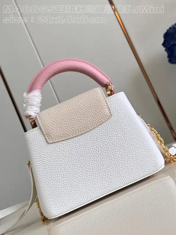 First bag ru LOUIS VUITTON CAPUCINES MINI-21*14*8CM