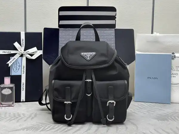 First Bag Ru PRADA Small Re-Nylon backpack-24*28*12CM