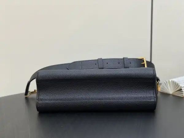 Cheap LOUIS VUITTON Soft Twist-27*19*9CM