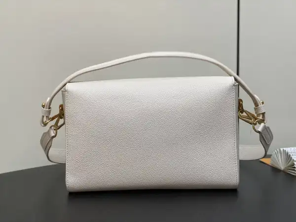 Cheap LOUIS VUITTON Soft Twist-27*19*9CM