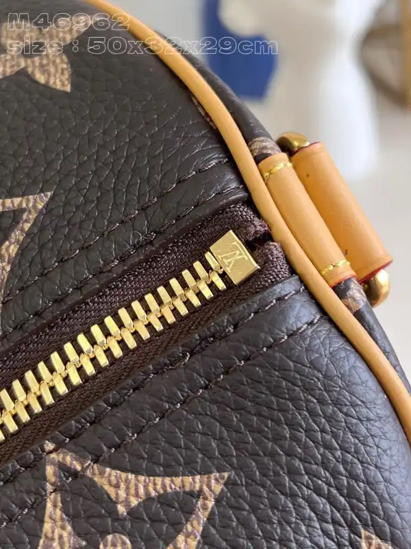 LOUIS VUITTON Speedy P9 Bandoulière 50