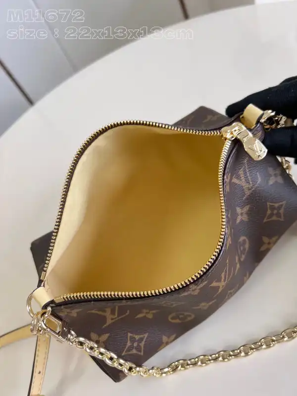 First bag ru LOUIS VUITTON Bloom Pouch-22.5*13*13CM