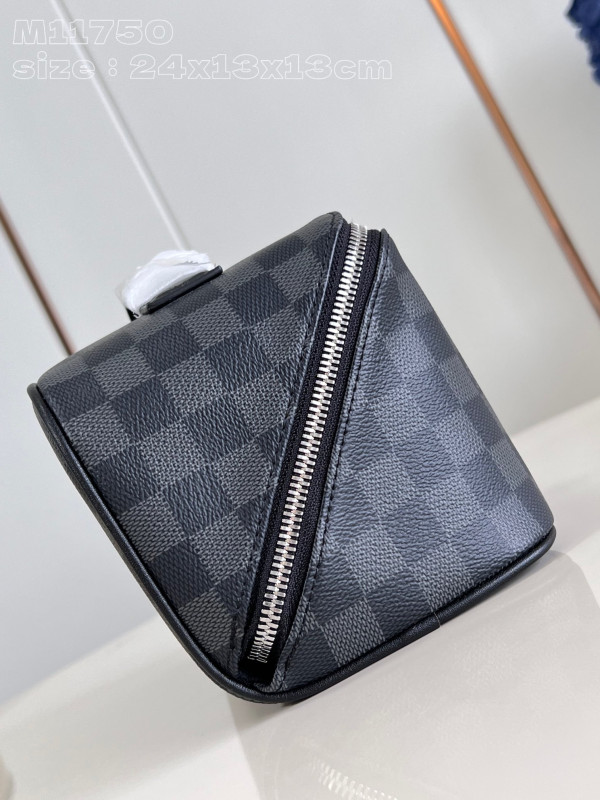 HOT SALE LOUIS VUITTON TOILETRY BAG-24*13*13CM