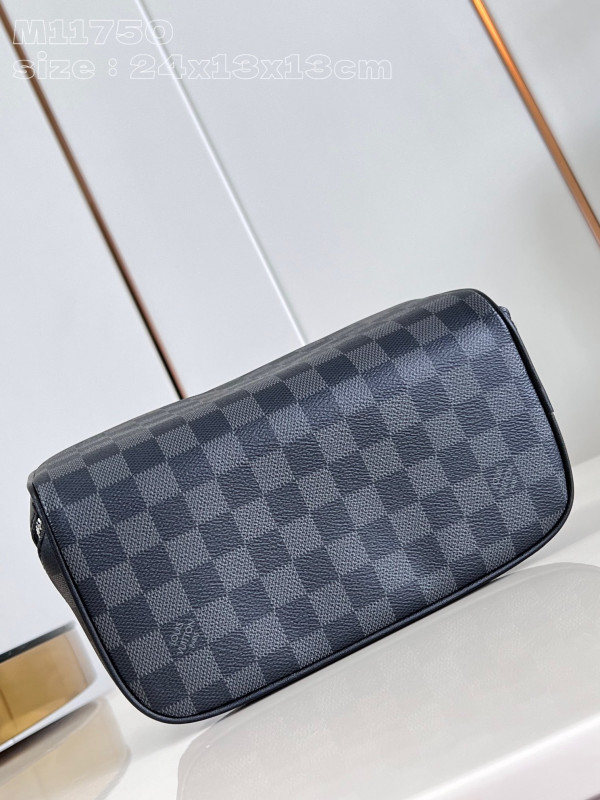 HOT SALE LOUIS VUITTON TOILETRY BAG-24*13*13CM