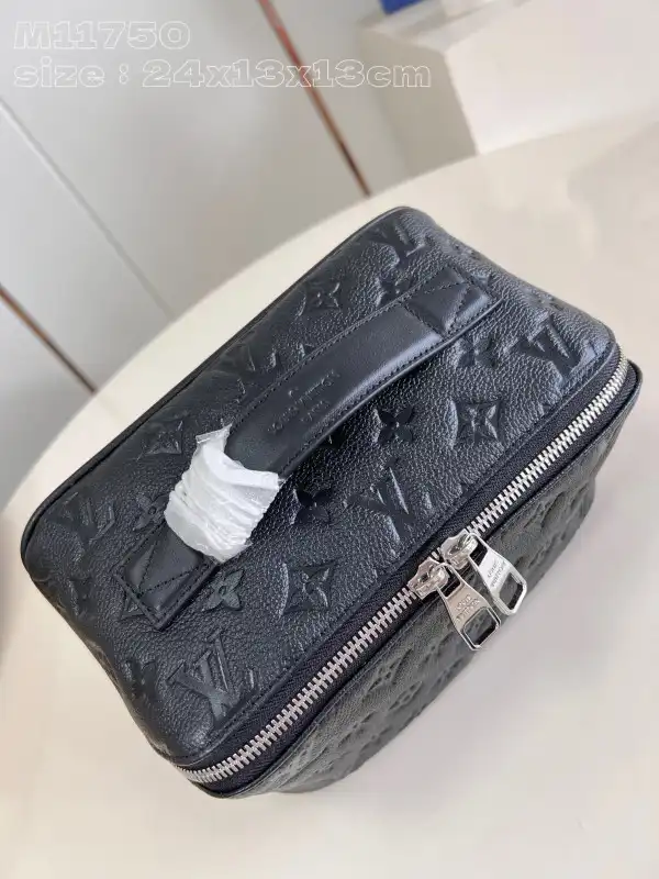 LOUIS VUITTON TOILETRY BAG-24*13*13CM