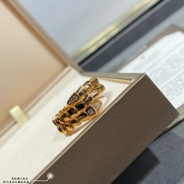 [FREE SHIPPING] BVLGARI RING