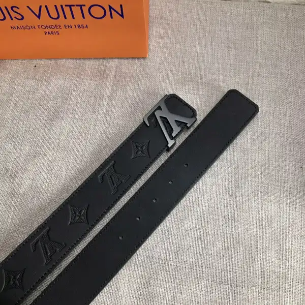 First bag ru LOUIS VUITTON BELT