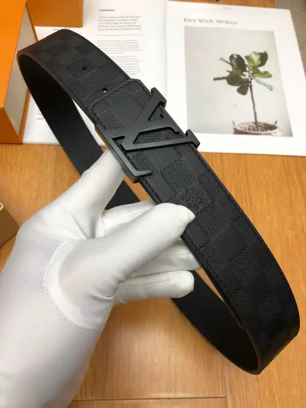 LOUIS VUITTON BELT