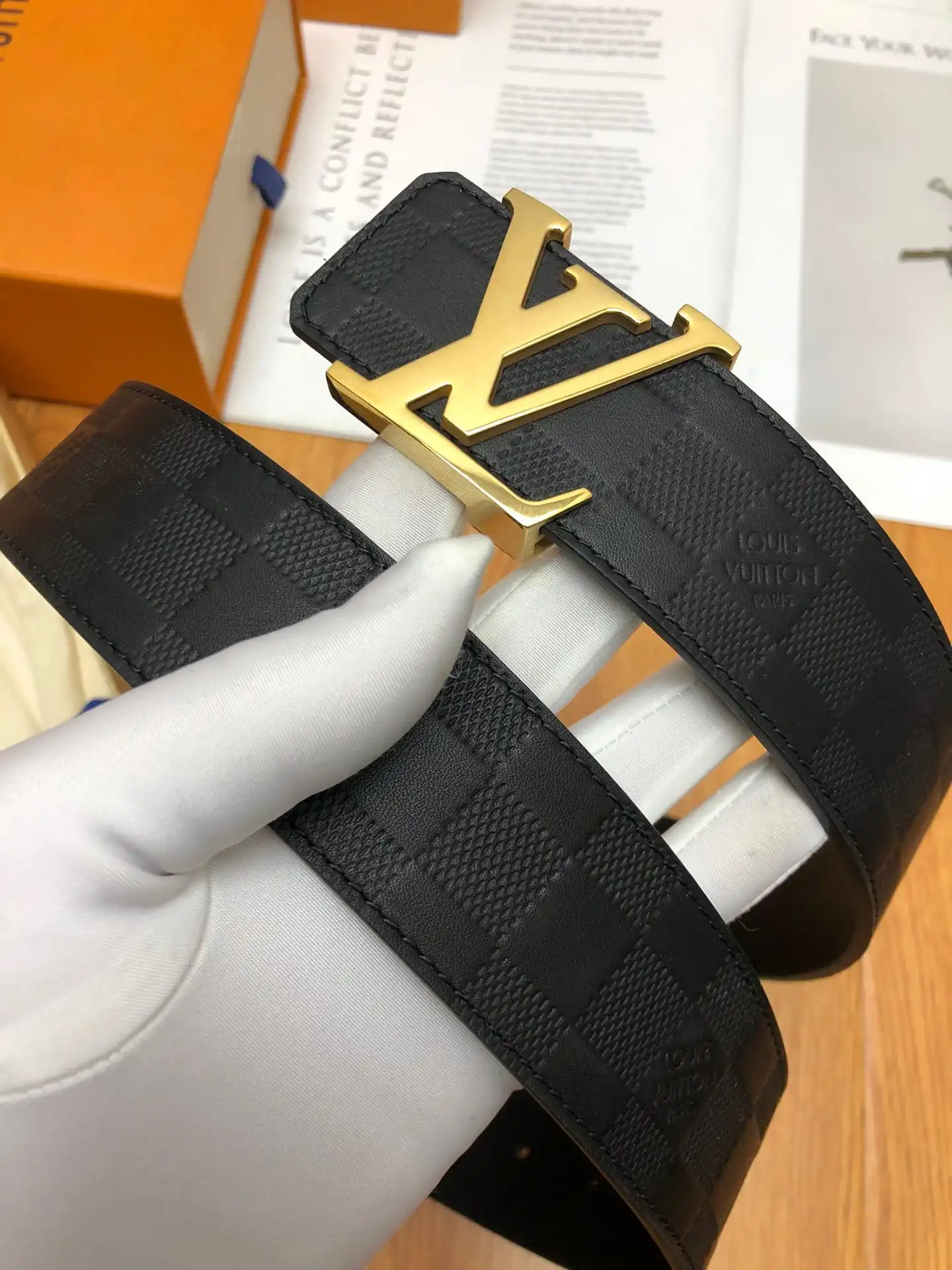 LOUIS VUITTON BELT