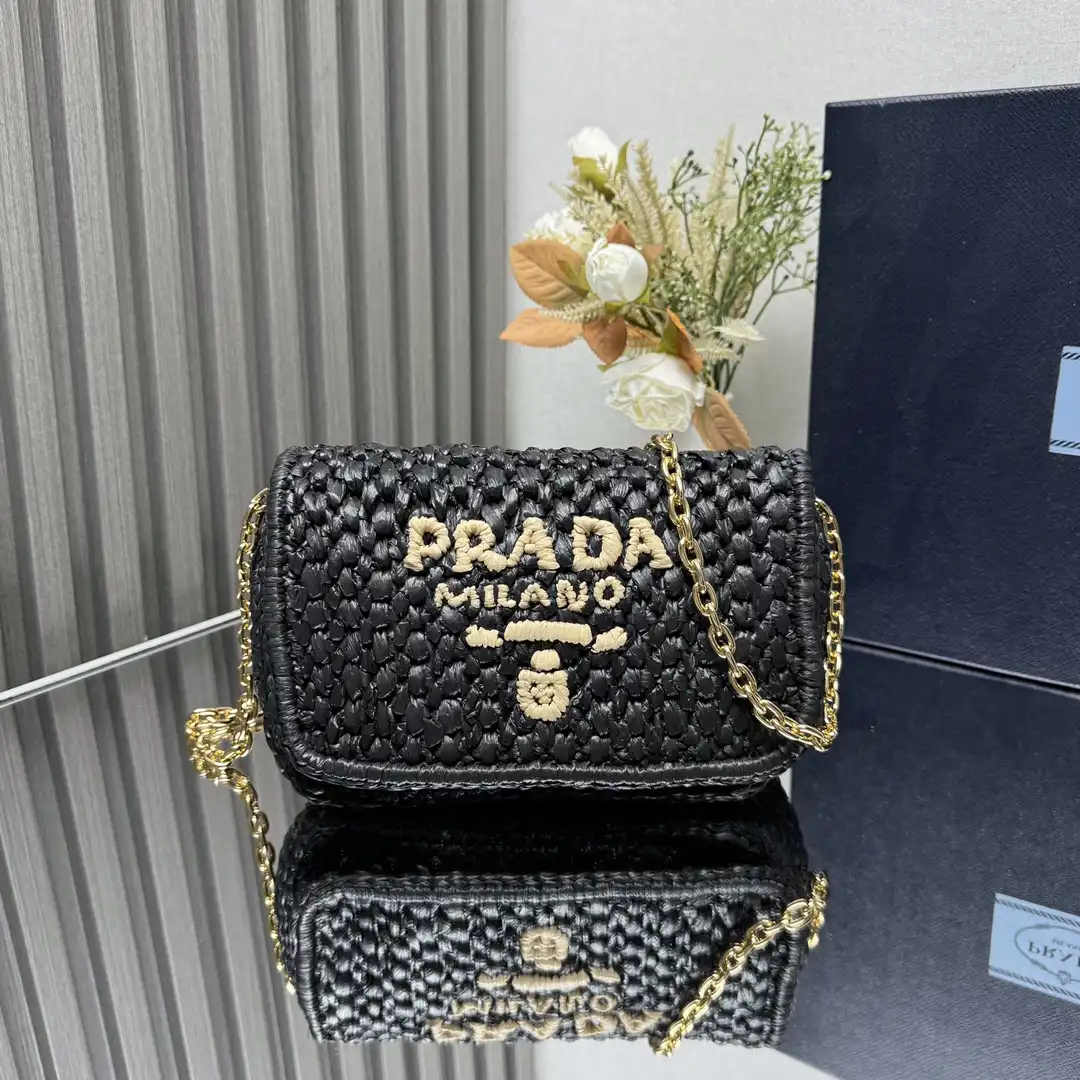 Frstbag ru Prada Crochet shoulder bag