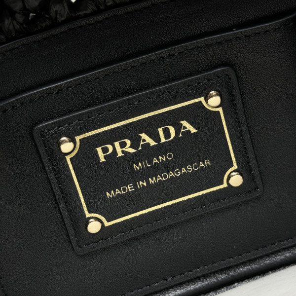 HOT SALE Prada Crochet shoulder bag