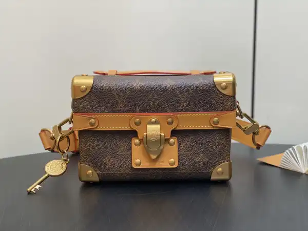 Affordable LOUIS VUITTON Soul Trunk-19*15*7CM