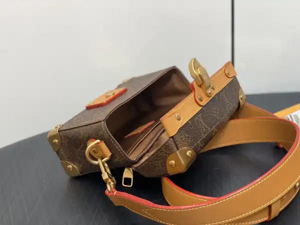 LOUIS VUITTON Soul Trunk-19*15*7CM